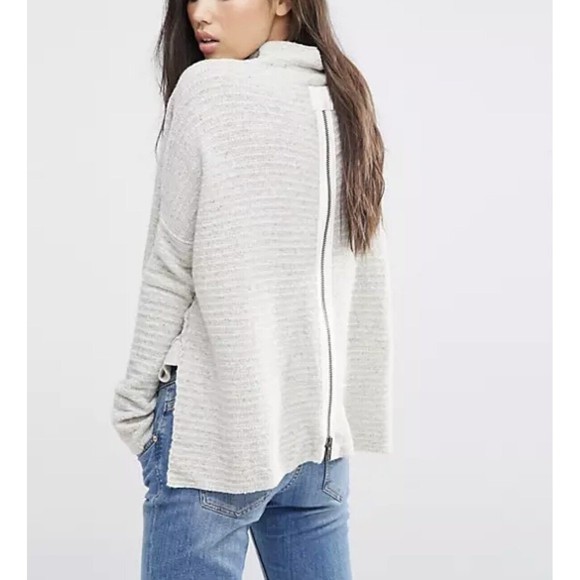 Free People Cream Arctic Fox Mock Neck Zip Back Oversized Wool Blend Sweater S - Picture 3 of 8